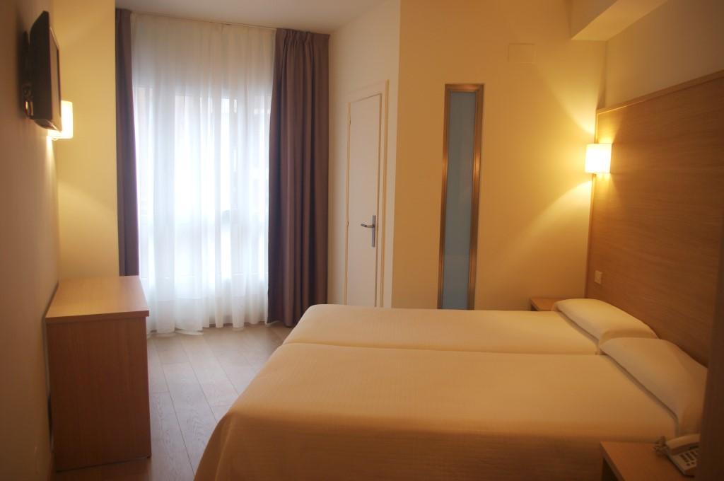 Hotel Ciudad De Calahorra Exterior photo