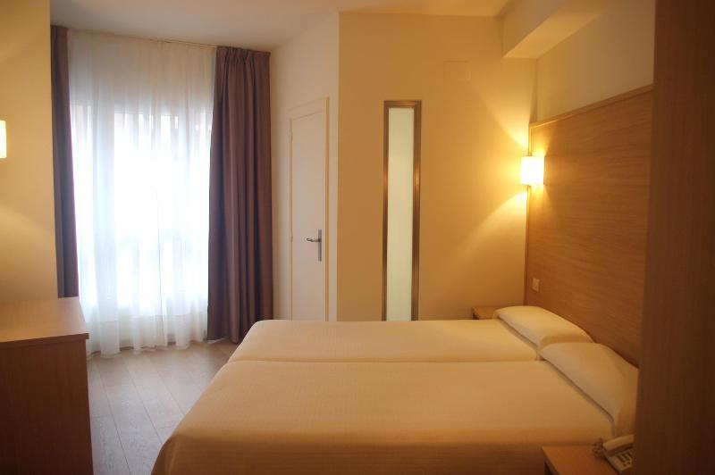 Hotel Ciudad De Calahorra Exterior photo